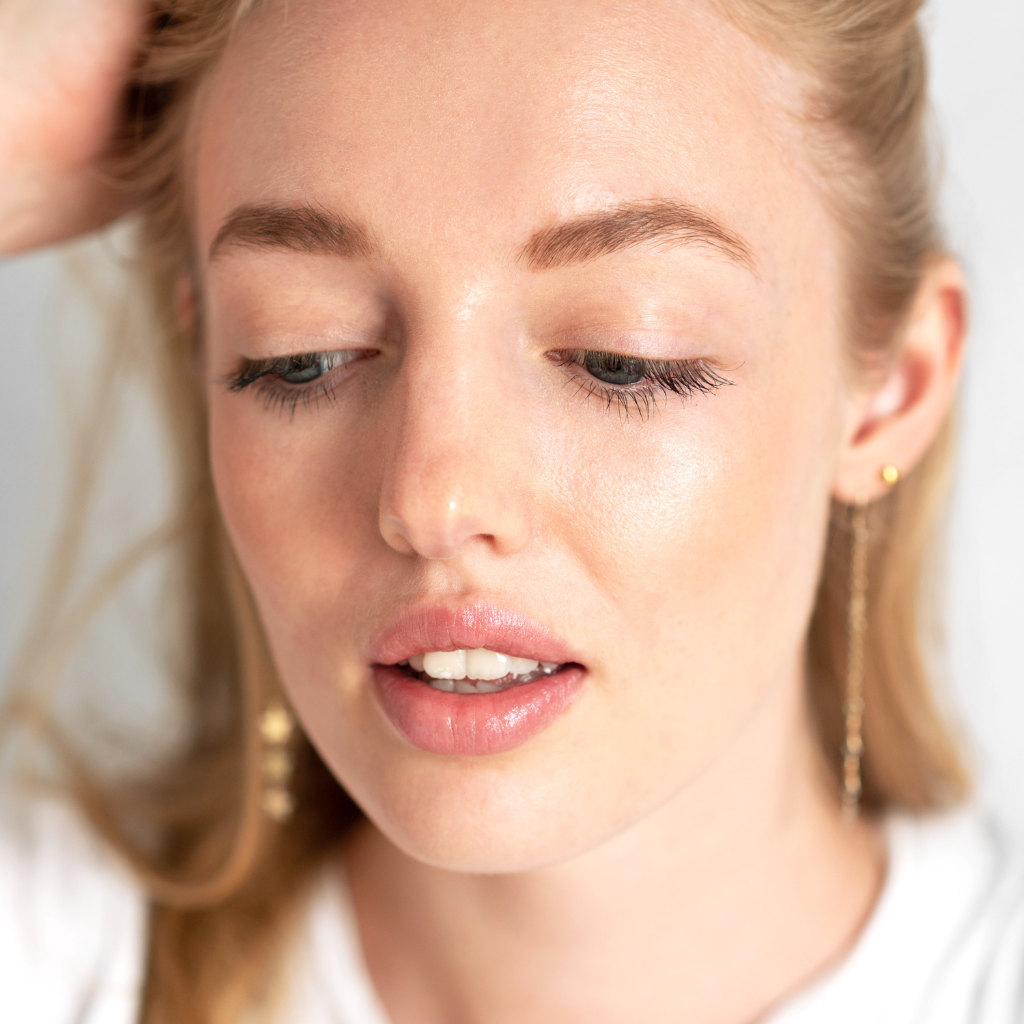 Ere Perez | Almond brow Pencil Perfect - Naturelle.fi