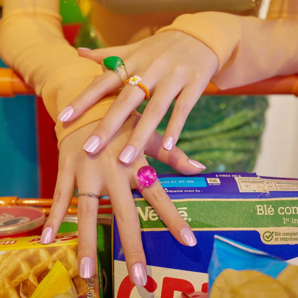 Edgeu | Gel Nail Sticker Kynsitarrat - Mirror Violet - Naturelle