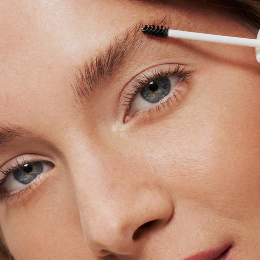 ILIA Beauty | In Frame Brow Gel - Naturelle.fi