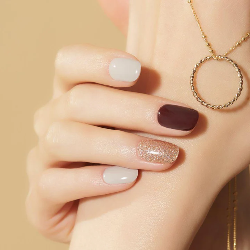 ÉDGEU | Gel Nail Sticker Sparkling Wine - Naturelle.fi