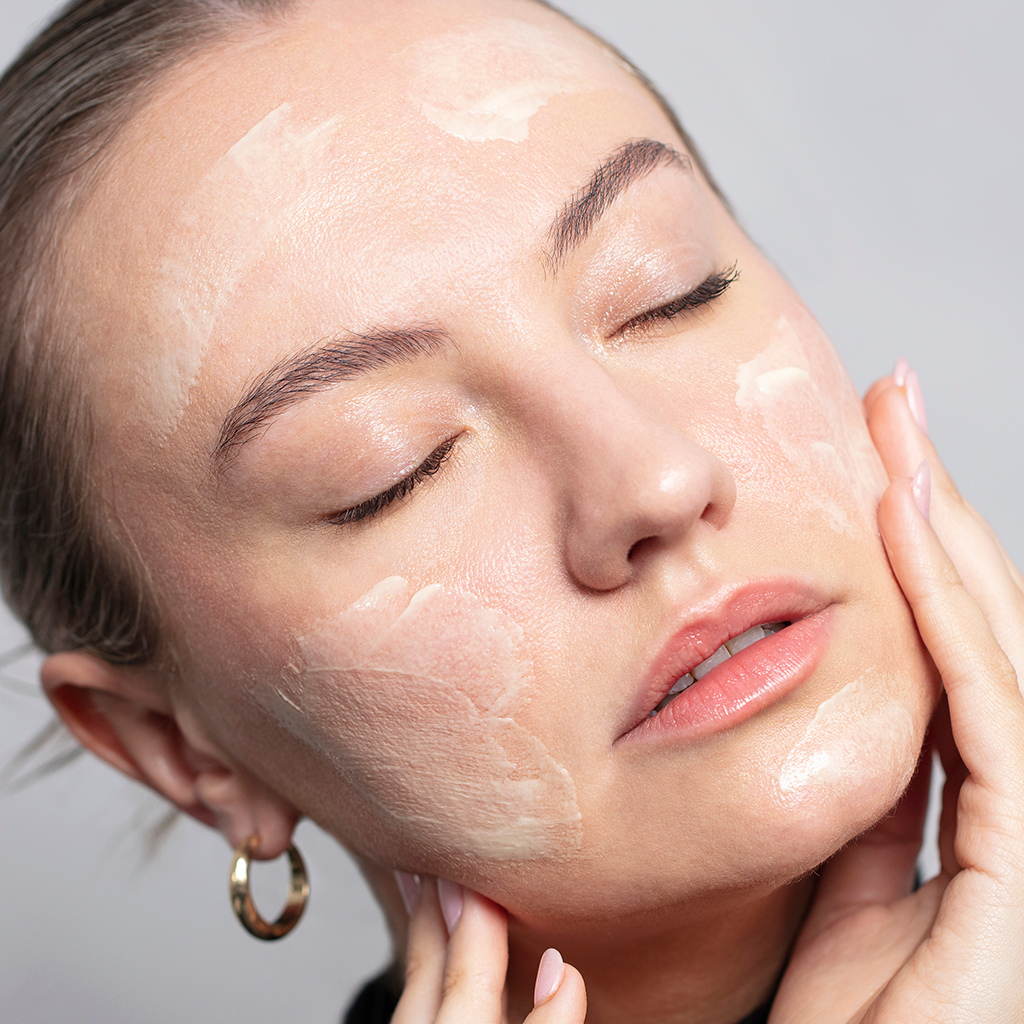 Antipodes | Halo Brightening Mud Mask - Naturelle.fi
