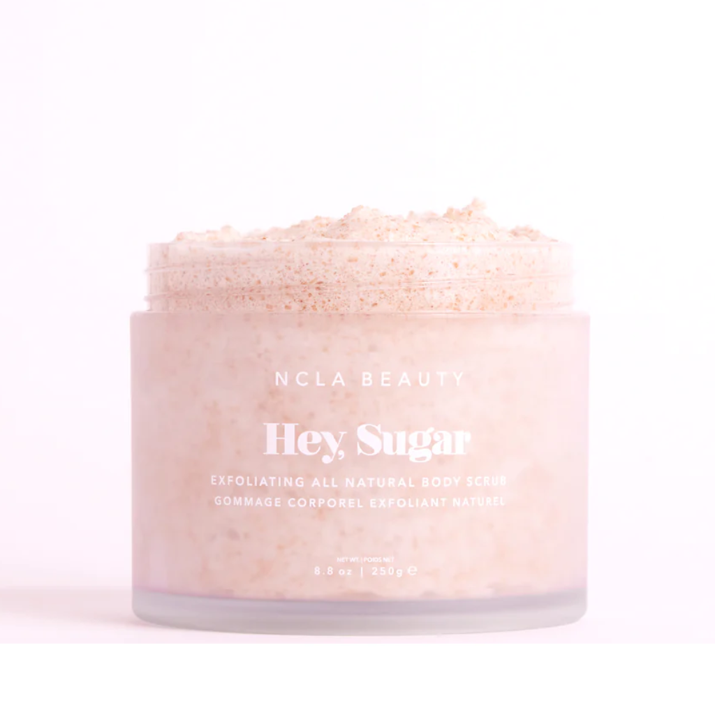 NCLA Beauty | Hey, Sugar Sandalwood Body Scrub Vartalokuorinta miehille - Naturelle.fi