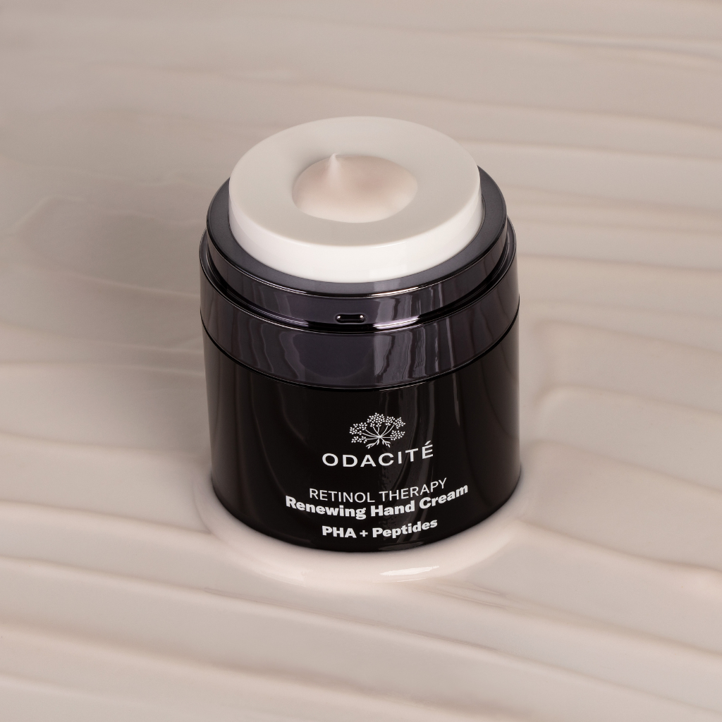 Odacité | Retinol Therapy Renewing Hand Cream - Naturelle.fi