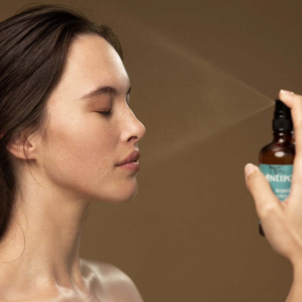 Antipodes | Ananda H₂O Ultra-Hydrating Calming Mist - Naturelle.fi