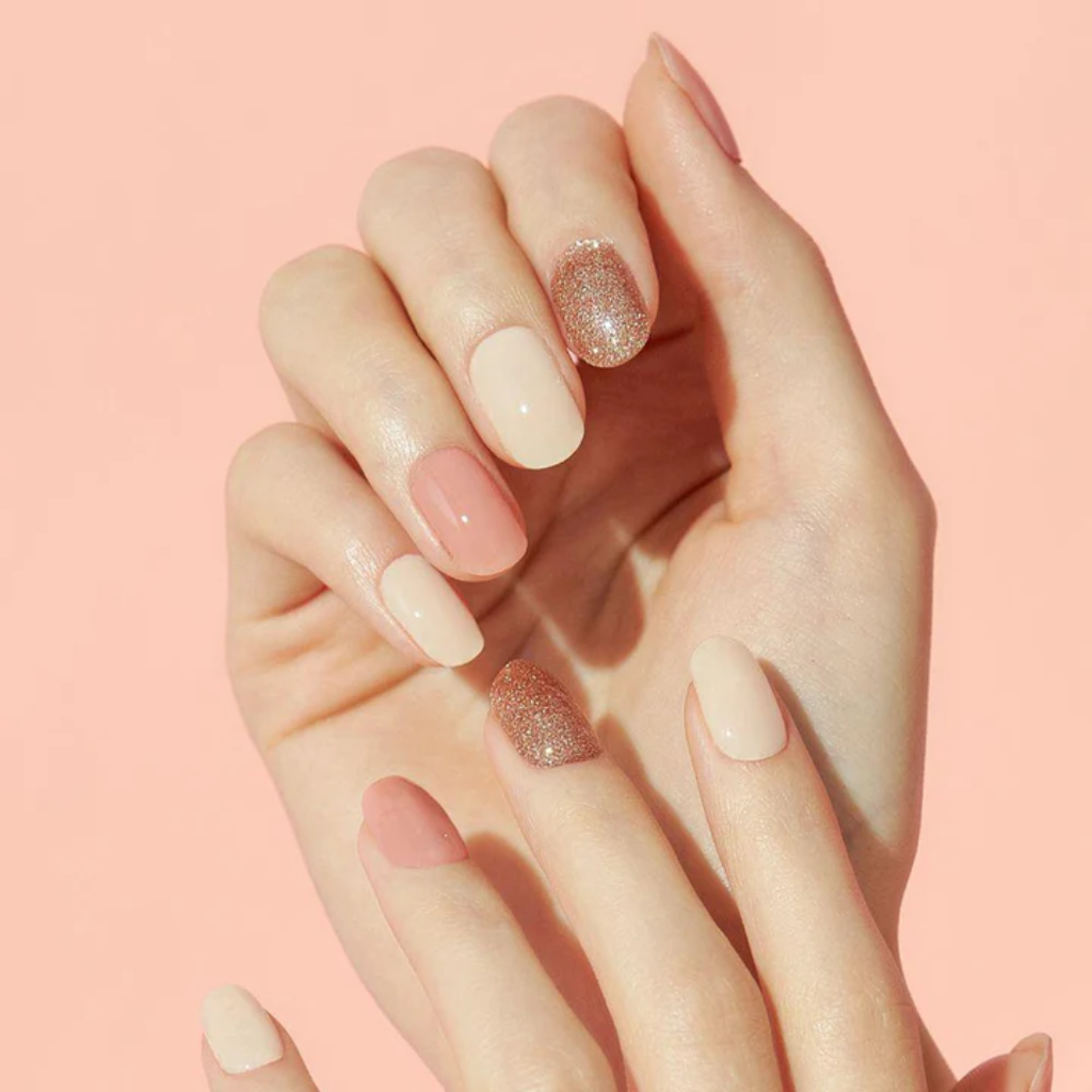 ÉDGEU | Gel Nail Sticker Chiffon Glow - Naturelle.fi