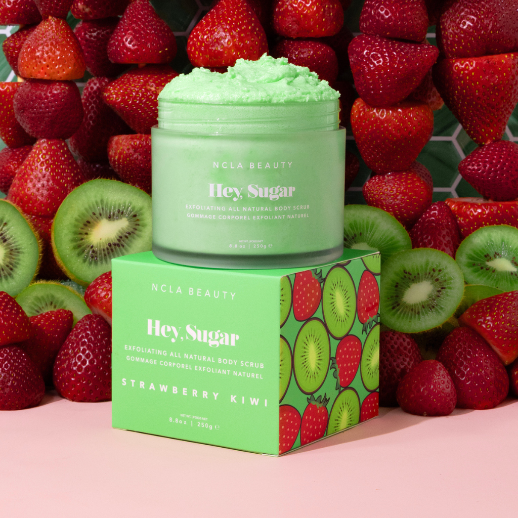 NCLA Beauty | Hey, Sugar Kiwi Strawberry Body Scrub - Naturelle.fi